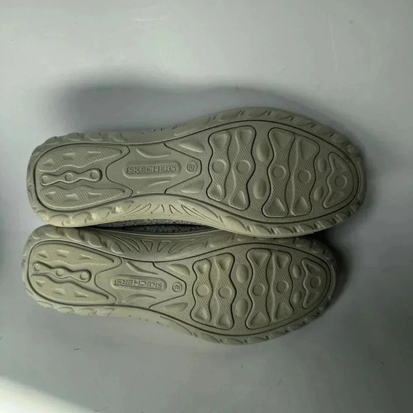 Skechers Reggae Fest Wicker Knit Slip on Relaxed Fit Memory Foam Womens …🤎 - Picture 3 of 6